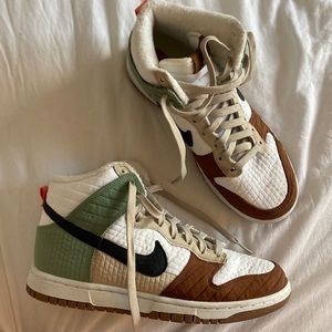 Nike Dunk High- Next Nature Summit White W8.5